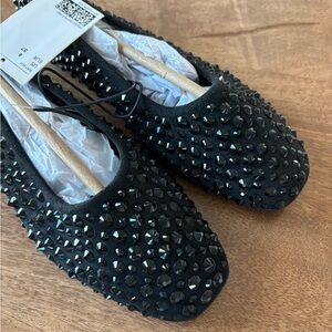 H&M NWT Holiday Studded Flats, Out of Stock, Size 6